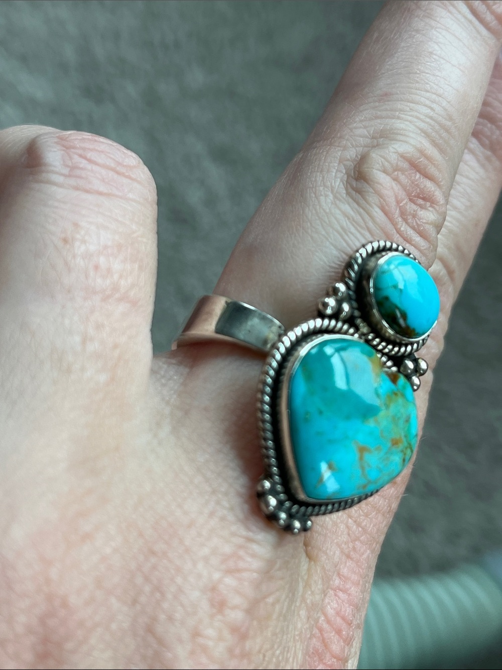 Sterling Silver Turquoise Heart & Oval Ring - Blue Turquoise - Picture 4 of 6